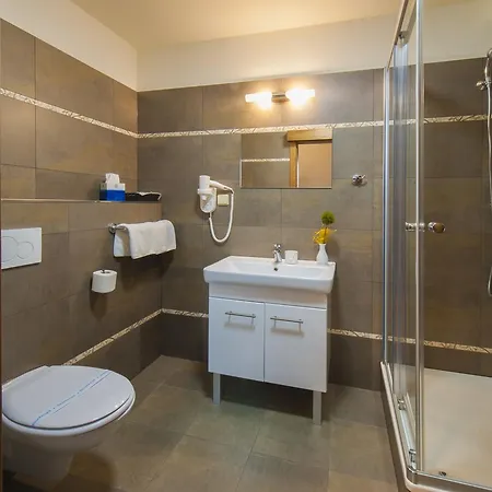 Mario Hotel 4*